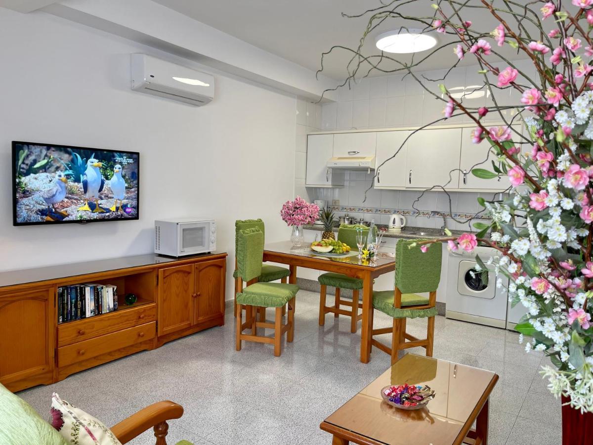 Emycanarias Holiday Homes Vecindario Vecindario  Buitenkant foto