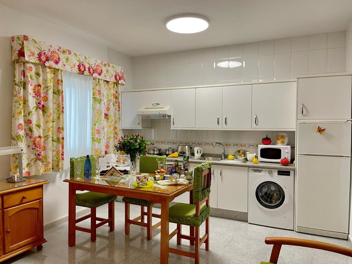 Emycanarias Holiday Homes Vecindario Vecindario  Buitenkant foto