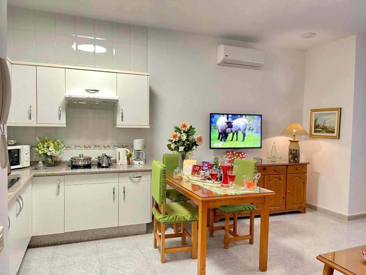 Emycanarias Holiday Homes Vecindario Vecindario  Buitenkant foto