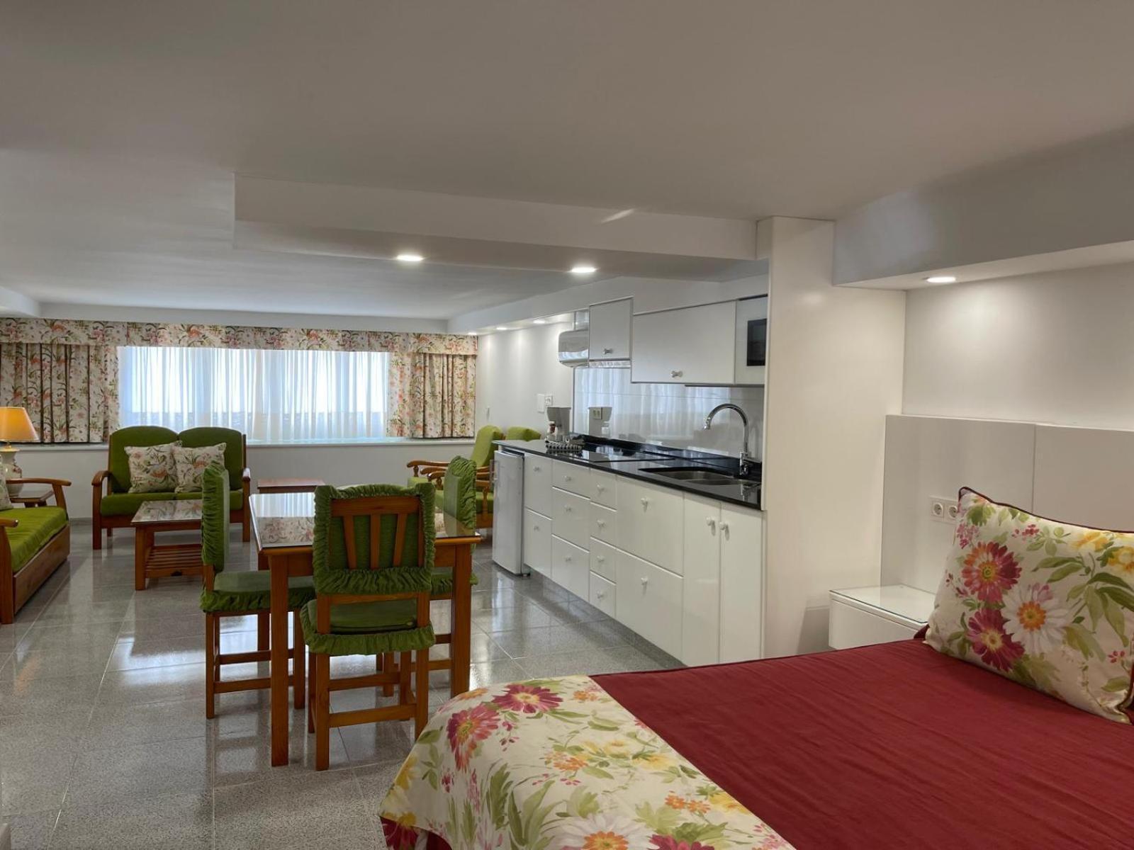 Emycanarias Holiday Homes Vecindario Vecindario  Buitenkant foto