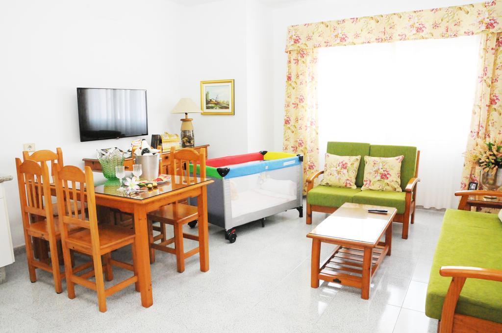 Emycanarias Holiday Homes Vecindario Vecindario  Buitenkant foto